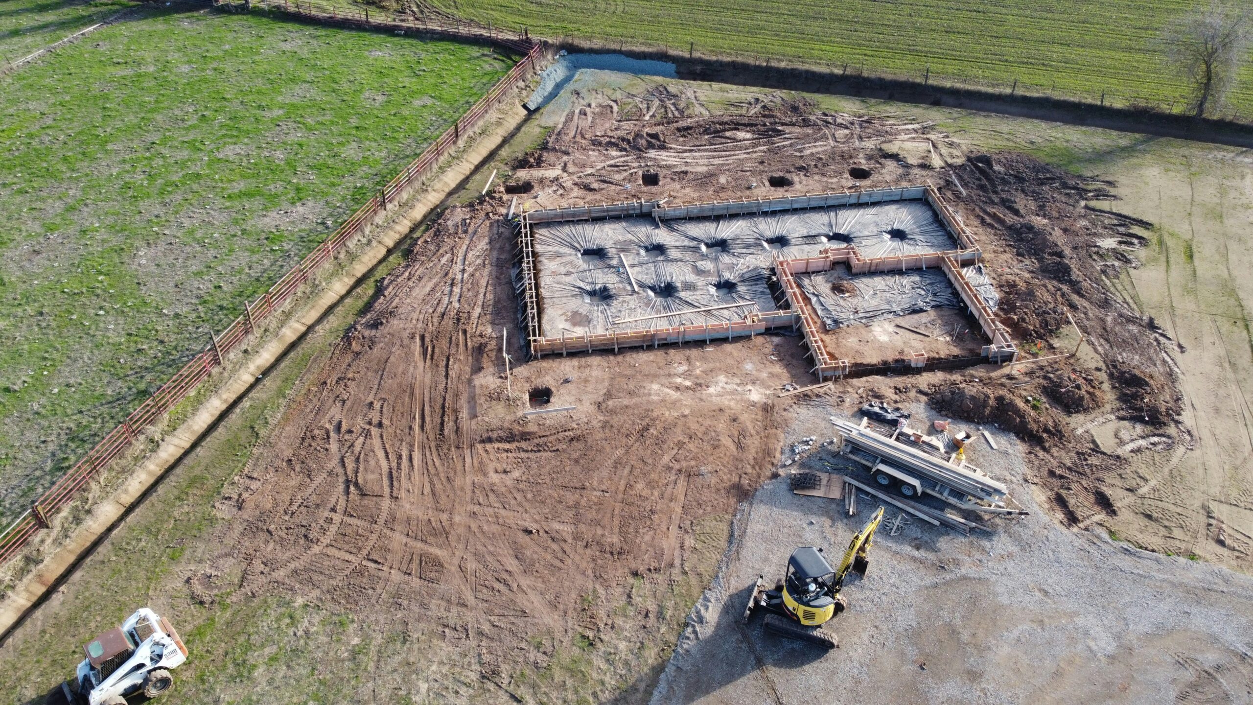 Wykopy pod ławy fundamentowe