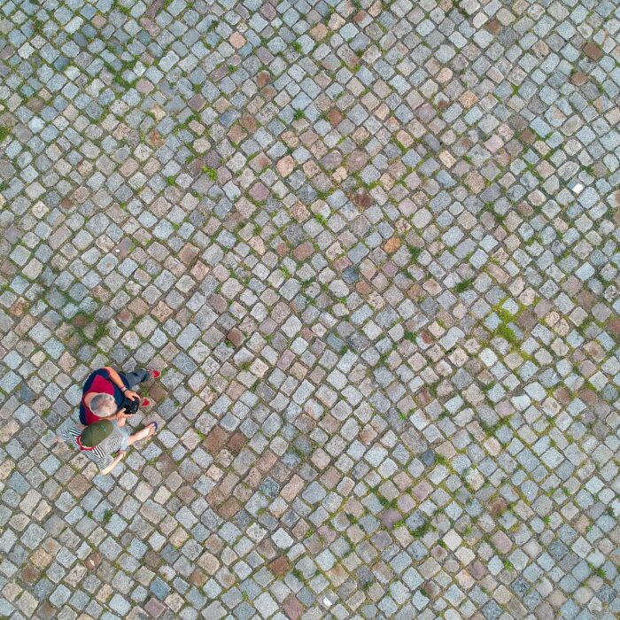 ile waży kostka brukowa